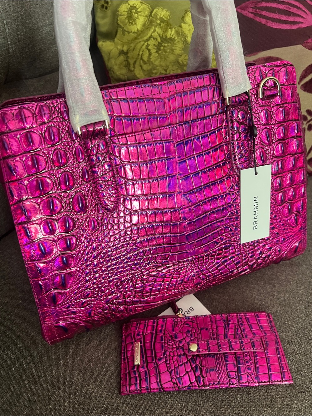 BRAHMIN Voltage Violet Small Finley Satchel with matching Credit Card Wallet NWT - Picture 12 of 17